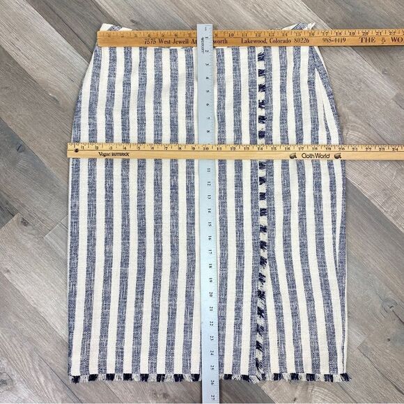 Banana Republic Striped Tweed Midi Skirt Fringe Trim Pencil Blue White Size 10 - Picture 13 of 13